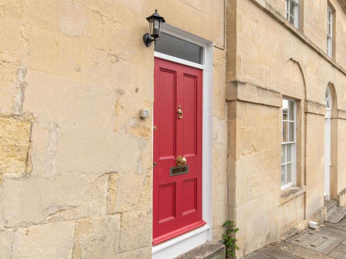 Pass The Keys Stylish 2 Bed Central Bath Apartment With Parking Exterior photo